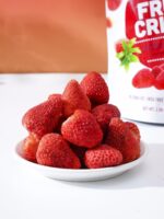 Shary Freeze-Dried Strawberry Crisps, Bulk Pack (8 x 20g) – 100% Natural, Vegan, Gluten-Free Fruit Snack - Image 6